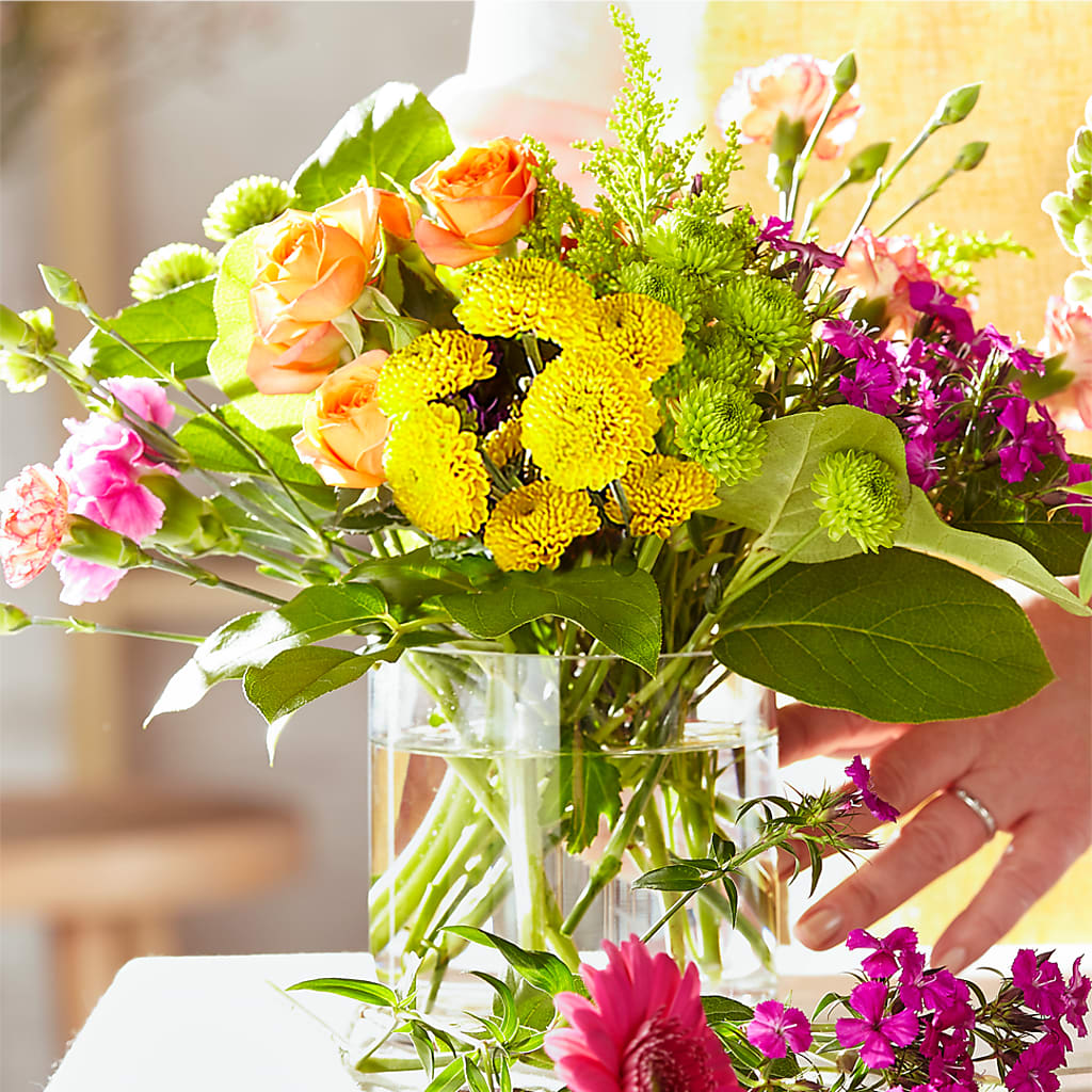 Bold & Bright – A Florist Original – Carisma Florists, Mississauga ON
