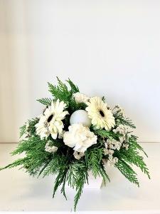 Classic Christmas Arrangement