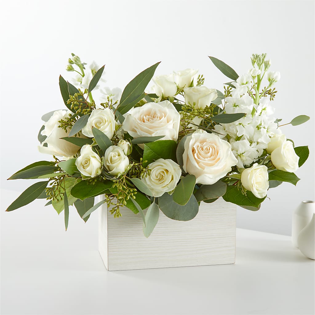 Fresh Linen Box Bouquet – Carisma Florists, Mississauga ON