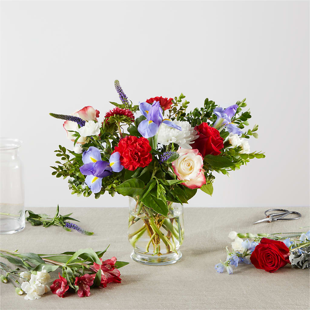Star Spangled - A Florist Original – Carisma Florists, Mississauga ON
