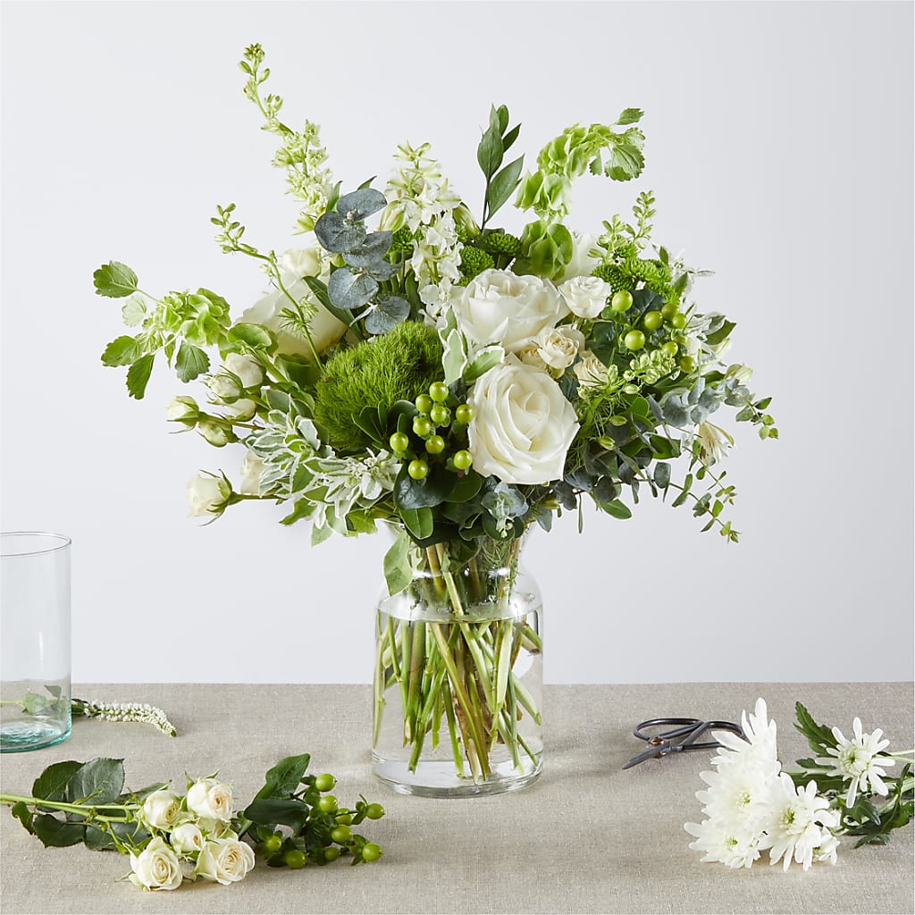 Irish Garden - A Florist Original – Carisma Florists, Mississauga ON