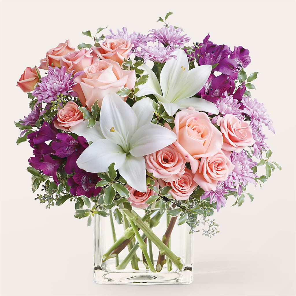 Mani Pedi Bouquet – Carisma Florists, Mississauga ON