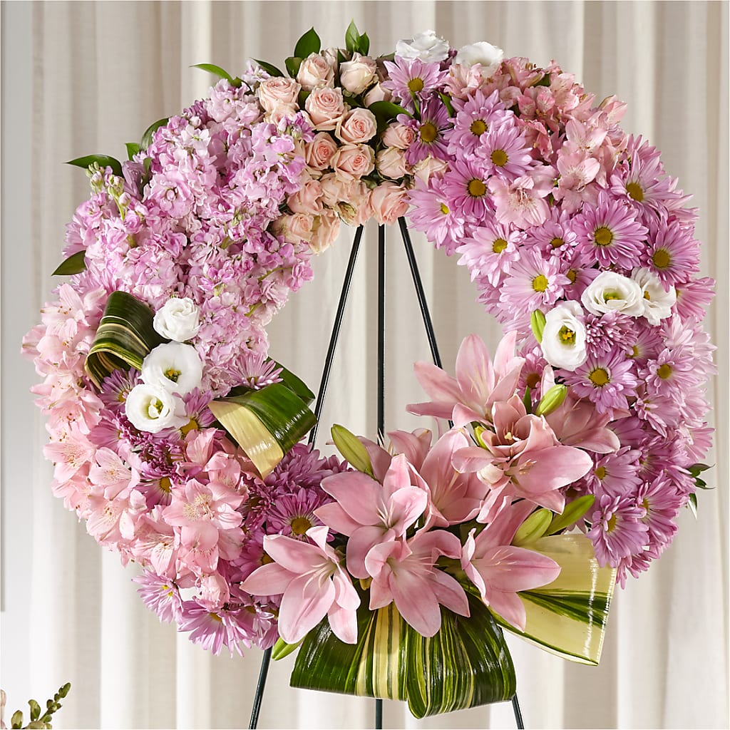 Gift of Warmth Wreath – Carisma Florists, Mississauga ON