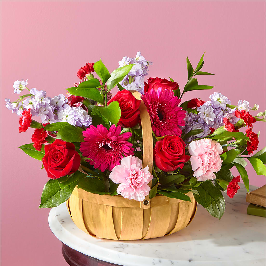 Pink Picnic Basket – Carisma Florists, Mississauga ON
