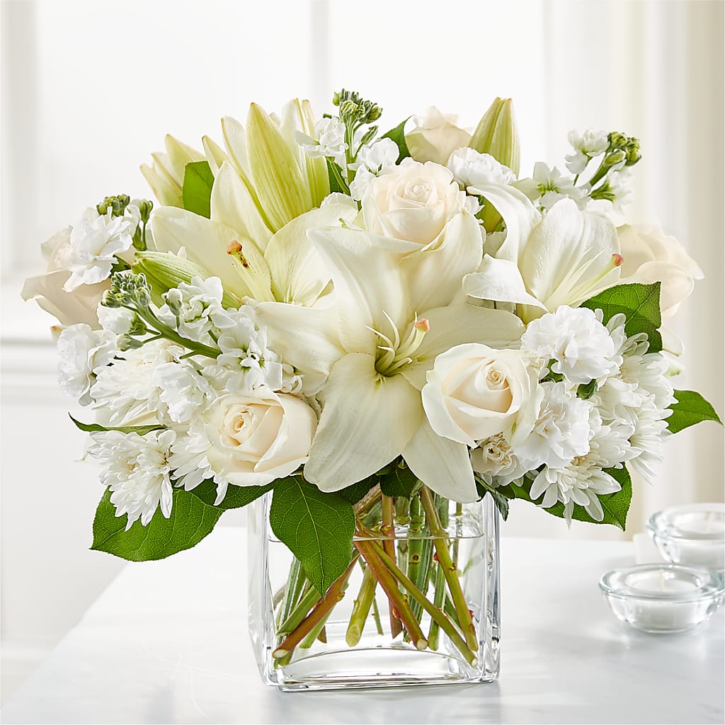 Gentle Breeze Bouquet – Carisma Florists, Mississauga ON