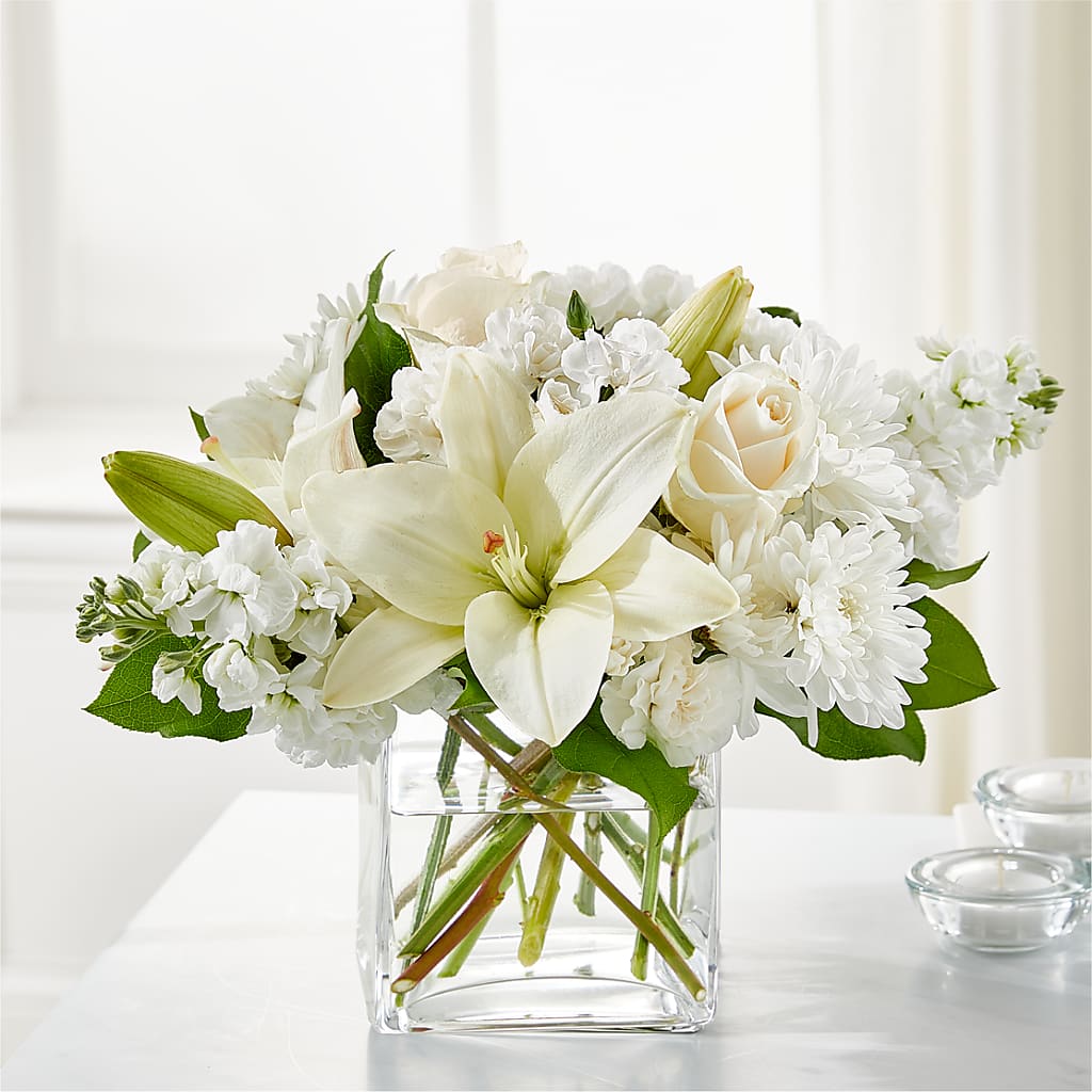 Gentle Breeze Bouquet – Carisma Florists, Mississauga ON