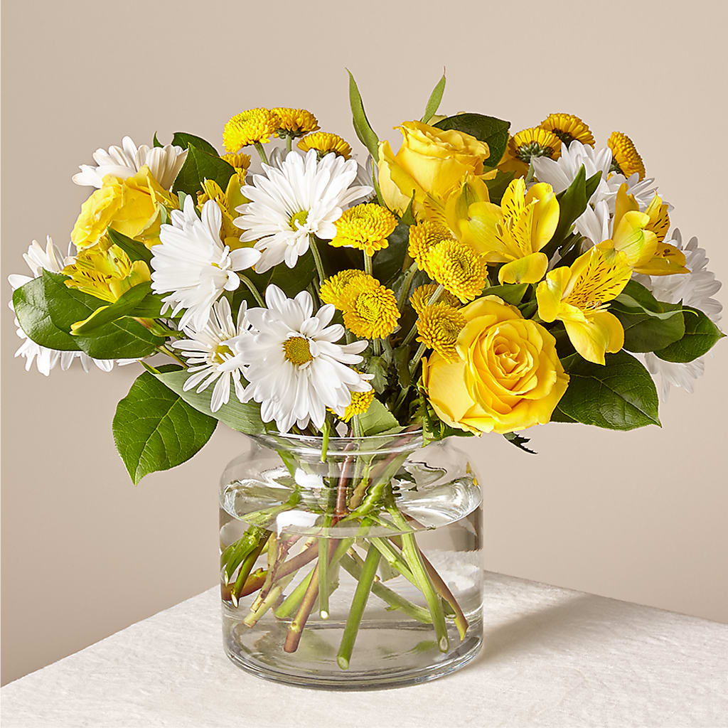 Sunny Sentiments Bouquet – Carisma Florists, Mississauga ON