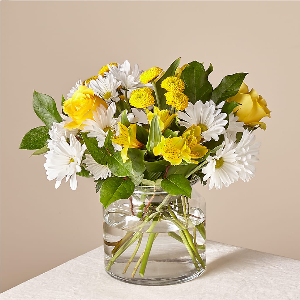Sunny Sentiments Bouquet – Carisma Florists, Mississauga ON