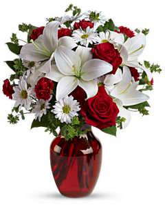 Be My Love Bouquet with Red Roses – Carisma Florists, Mississauga ON