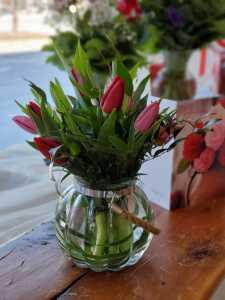 DOZEN TULIPS IN A VASE – Carisma Florists, Mississauga ON