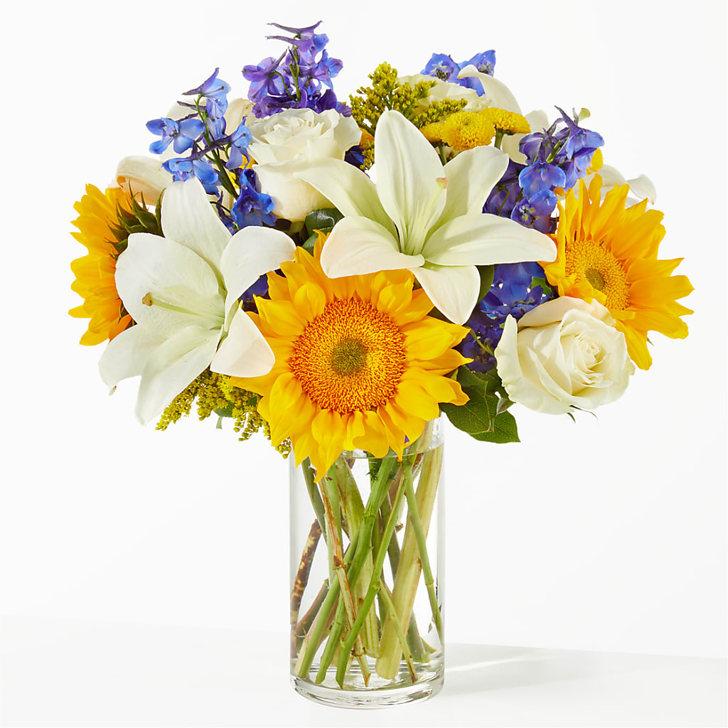Stargazing Bouquet – Carisma Florists, Mississauga ON