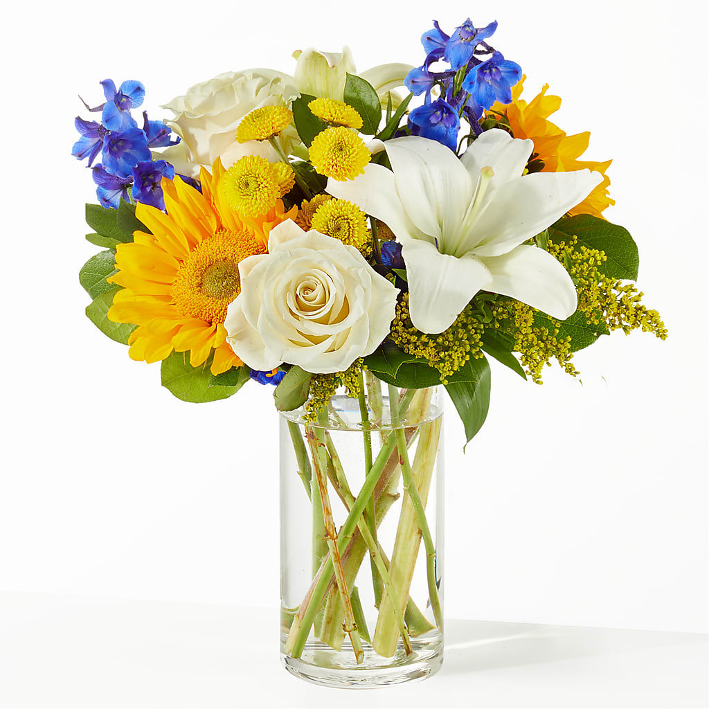 Stargazing Bouquet – Carisma Florists, Mississauga ON