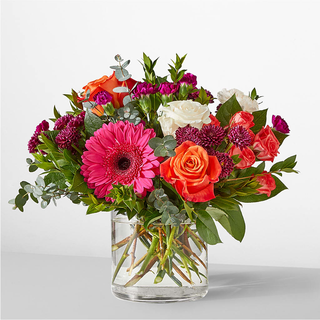 Smell the Roses Bouquet – Carisma Florists, Mississauga ON