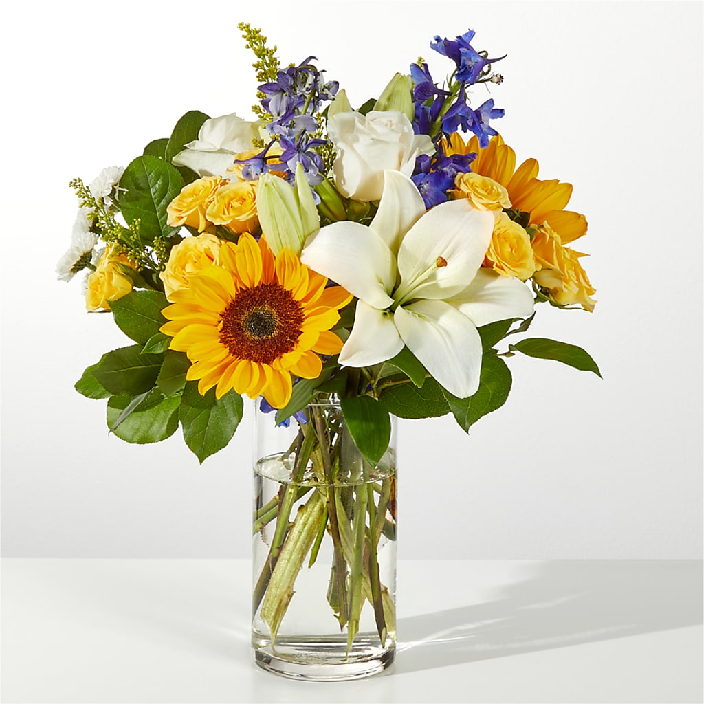 Wonderfully Sunny Bouquet – Carisma Florists, Mississauga ON