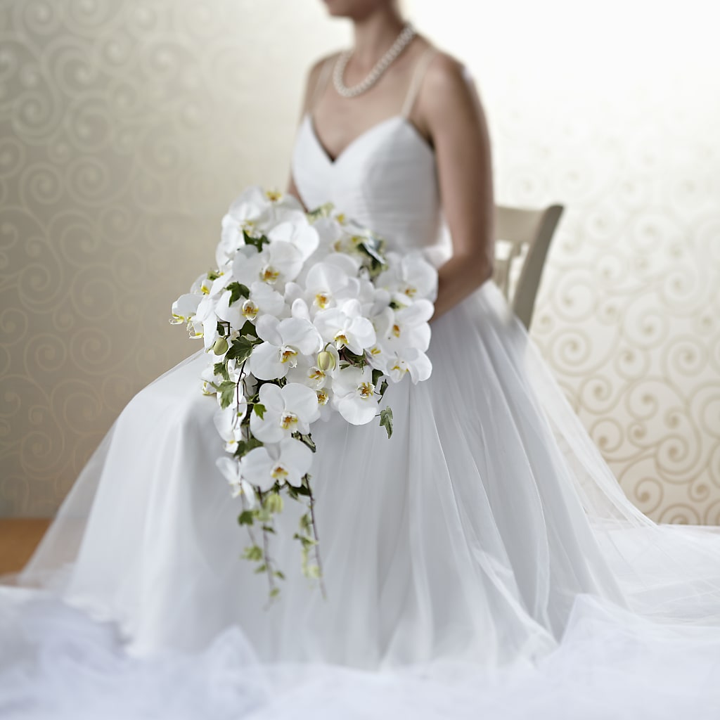 Classic White Bouquet – Carisma Florists, Mississauga ON