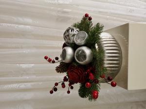 Silver and Red Centrepiece –  Carisma Florists, Mississauga ON