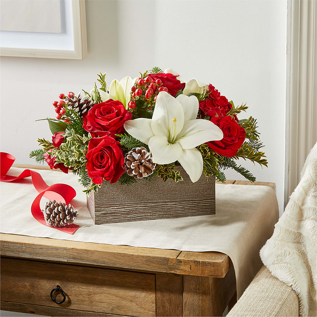 Snowy Wonderland Bouquet –  Carisma Florists, Mississauga ON