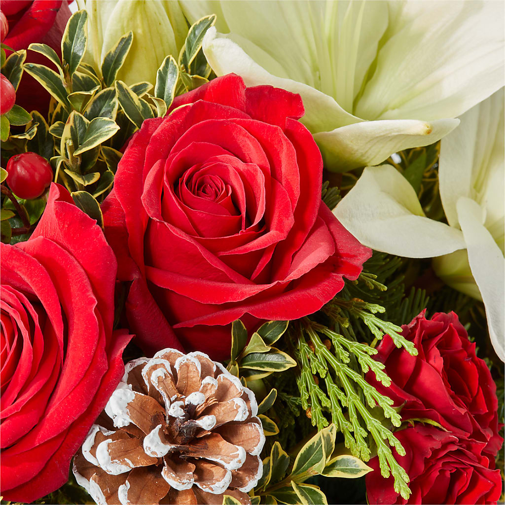 Snowy Wonderland Bouquet –  Carisma Florists, Mississauga ON