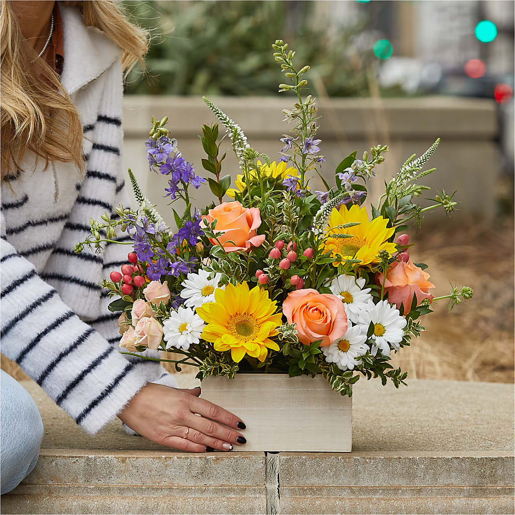 The Good Life Bouquet –  Carisma Florists, Mississauga ON