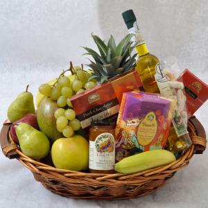 CARISMA FLORISTS&reg; Fruit & Gourmet Basket CF-08