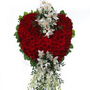  Carisma Florists&reg; Red Rose Heart –  Carisma Florists, Mississauga ON
