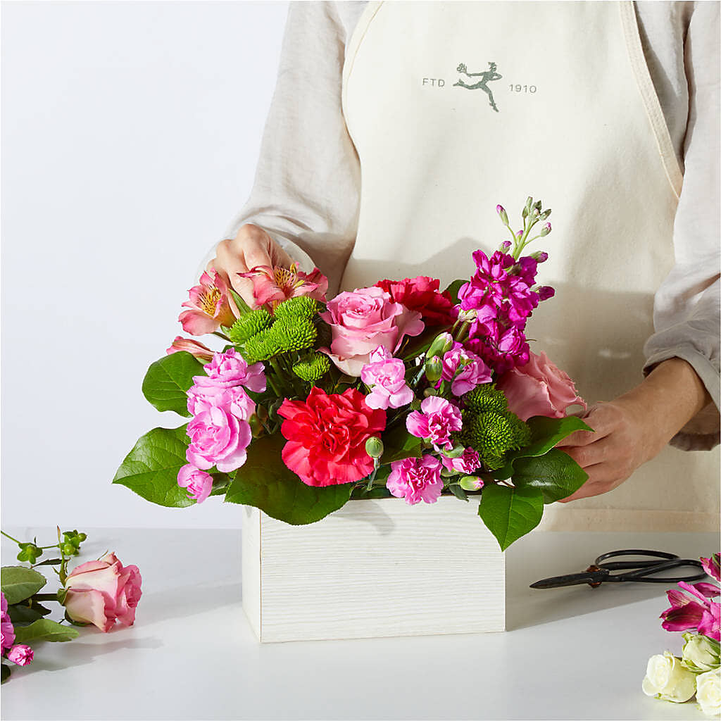 Sweetberry Box – A Florist Original –  Carisma Florists, Mississauga ON