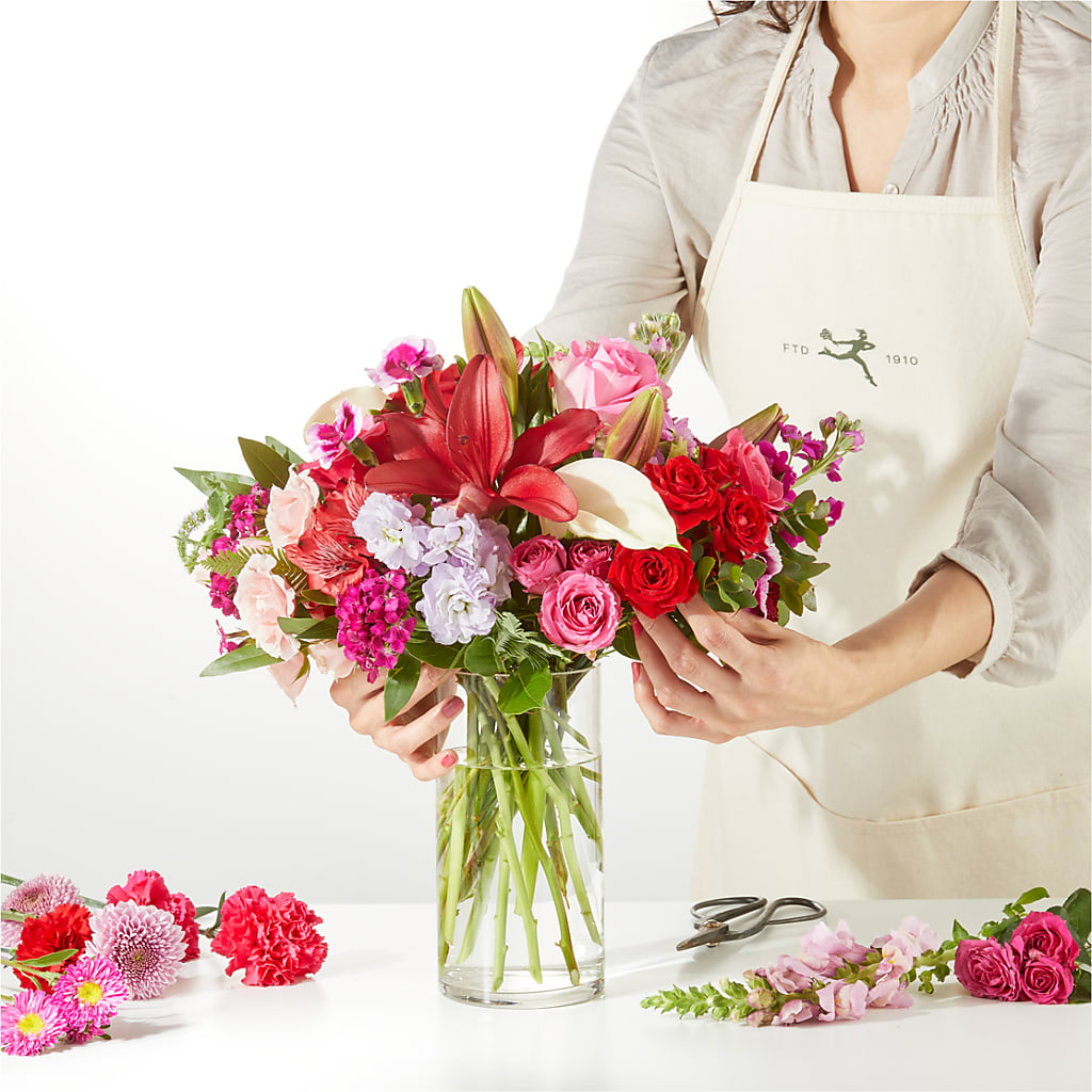 Swooning Over You - A Luxury Florist Original –  Carisma Florists, Mississauga ON