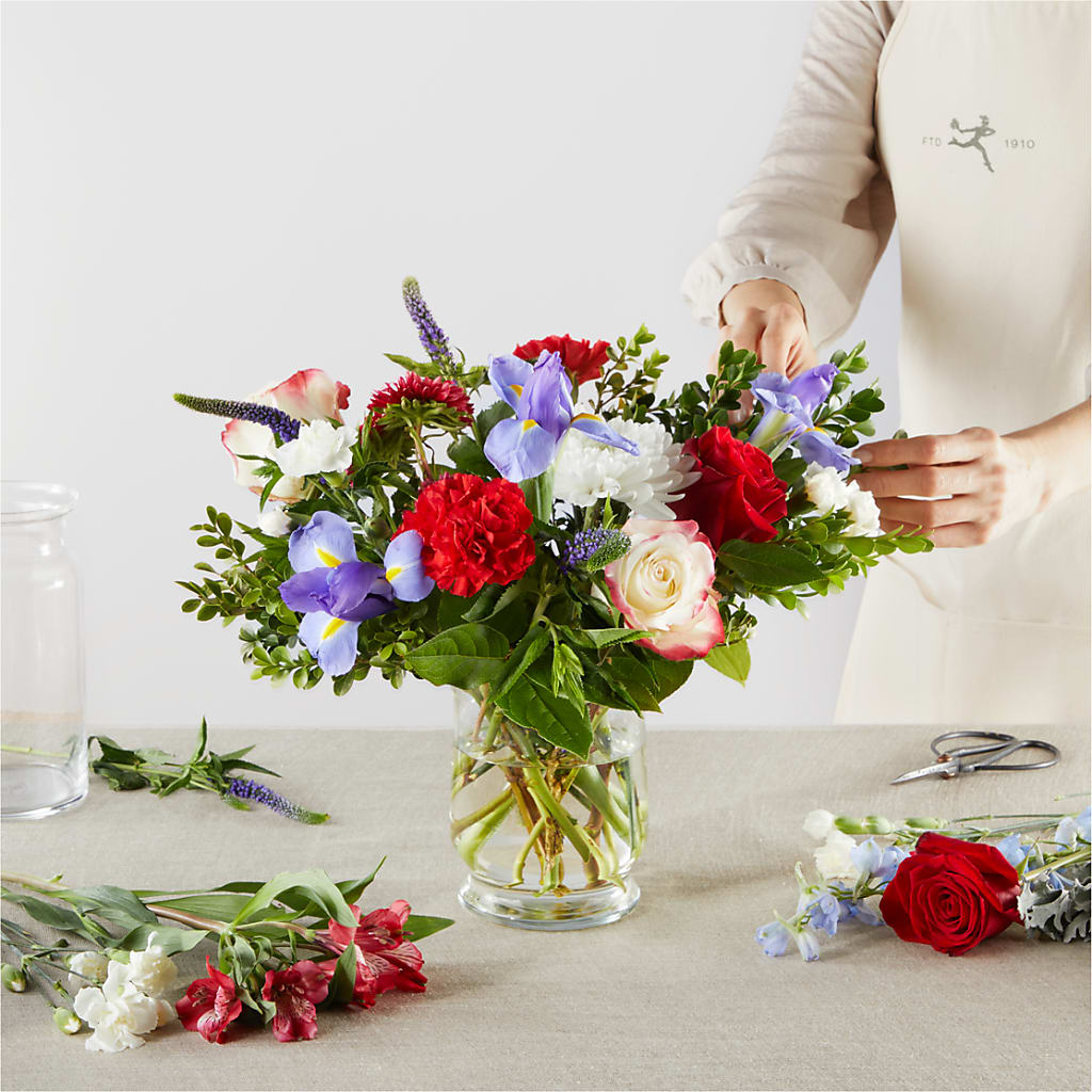 Star Spangled - A Florist Original –  Carisma Florists, Mississauga ON