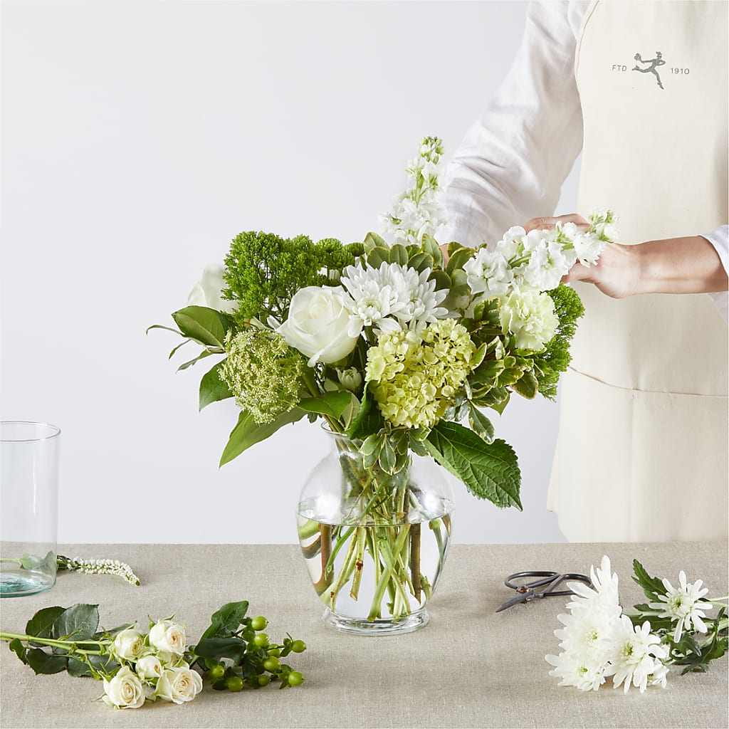 Irish Garden - A Florist Original –  Carisma Florists, Mississauga ON
