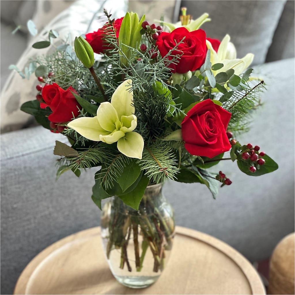 Glittering Lights Bouquet –  Carisma Florists, Mississauga ON