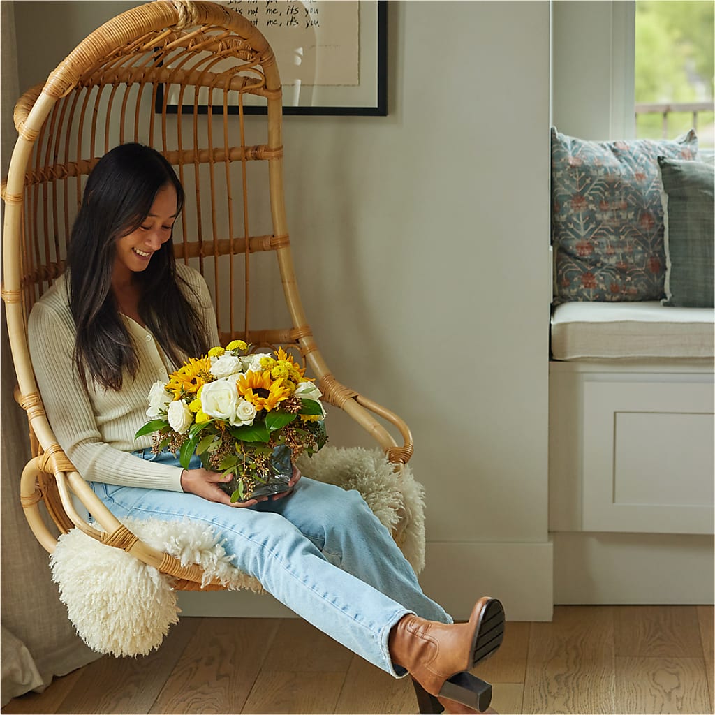Luminous Morning Bouquet –  Carisma Florists, Mississauga ON