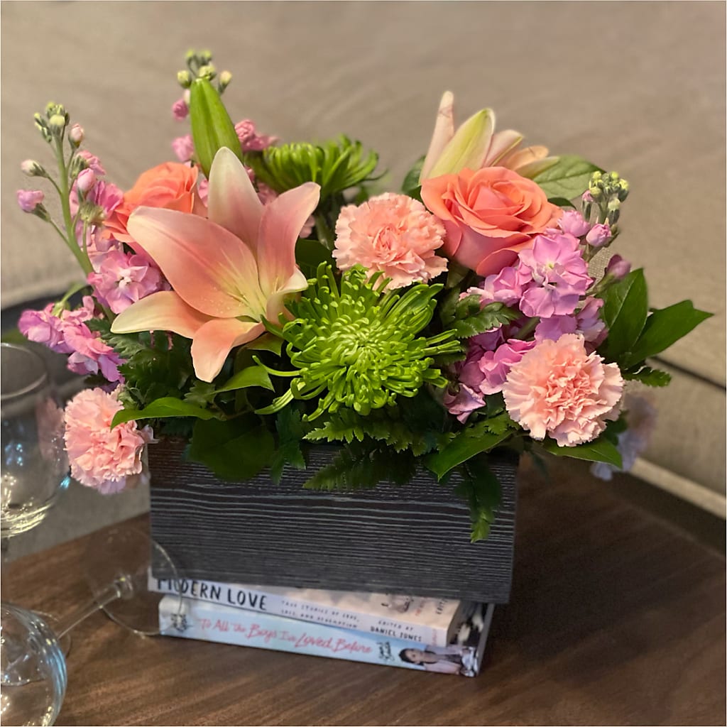 Beautiful Spirit Basket –  Carisma Florists, Mississauga ON