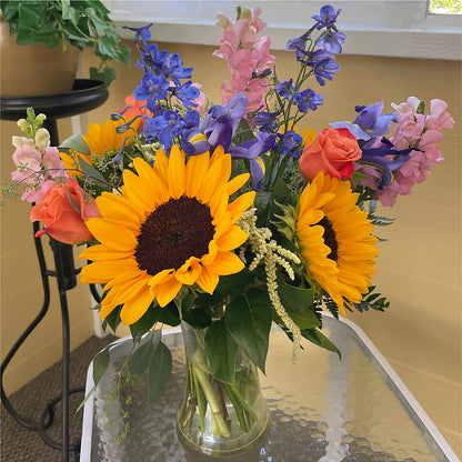 Rays of Life Bouquet –  Carisma Florists, Mississauga ON