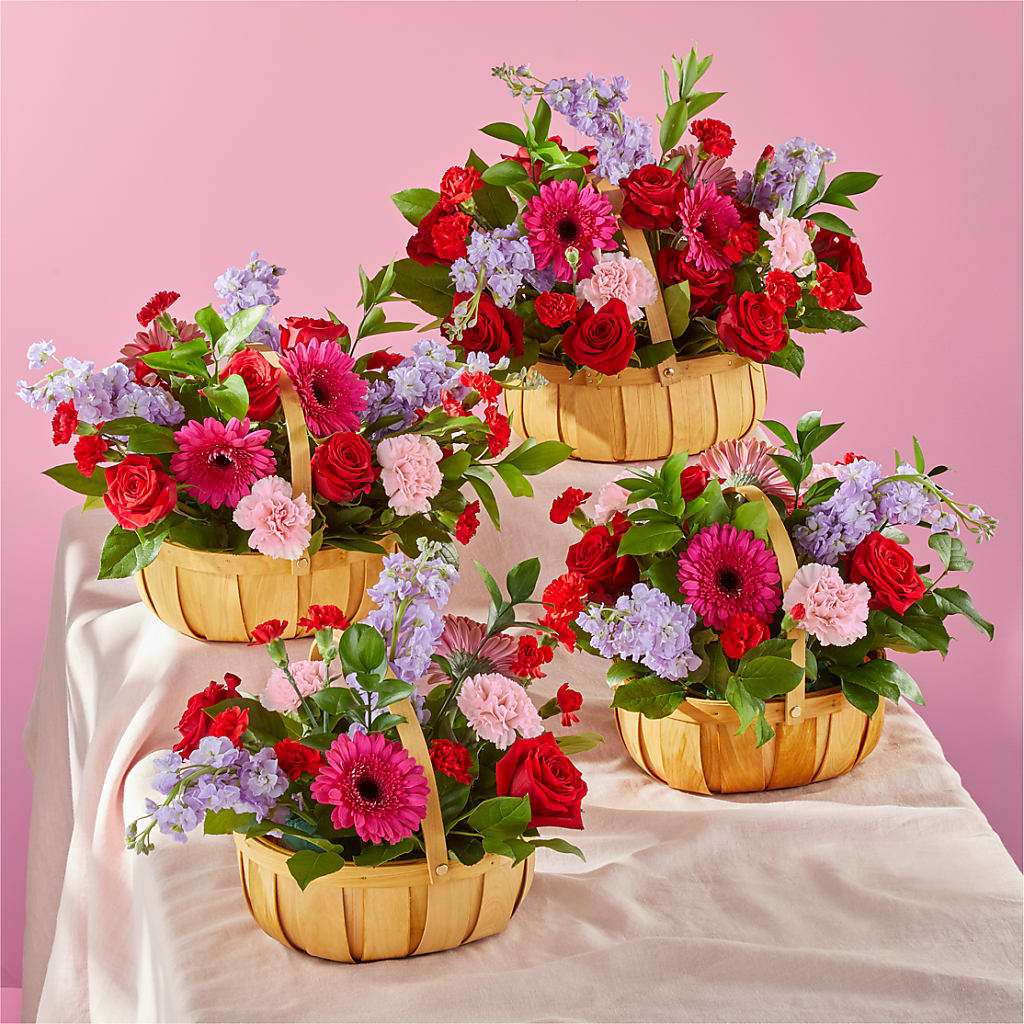 Pink Picnic Basket –  Carisma Florists, Mississauga ON