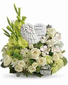 Teleflora's Hearts In Heaven Bouquet