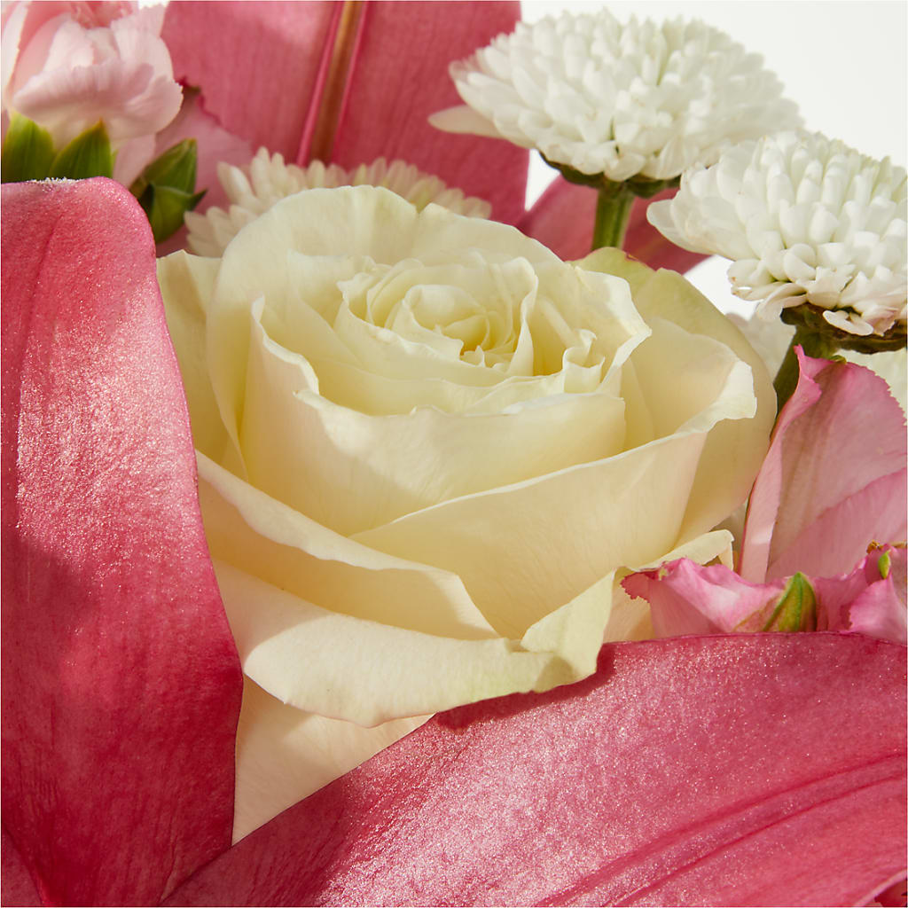 Piece of Cake Bouquet –  Carisma Florists, Mississauga ON