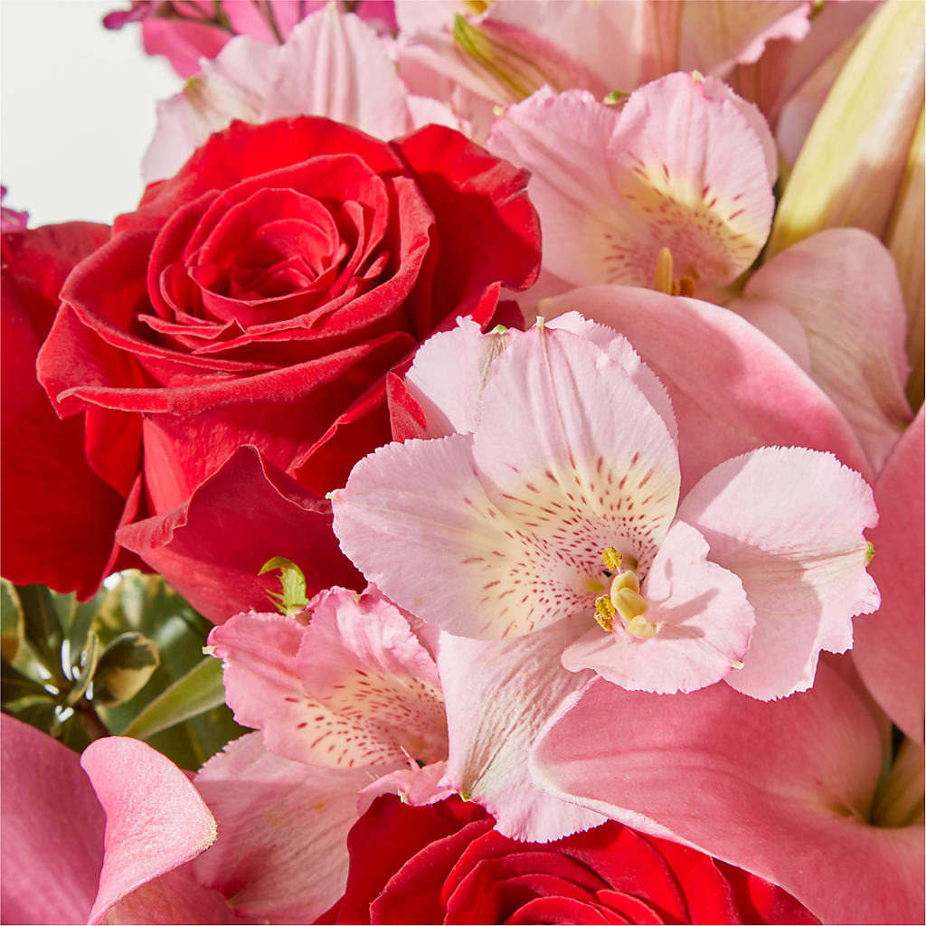 Lucky in Love Bouquet –  Carisma Florists, Mississauga ON