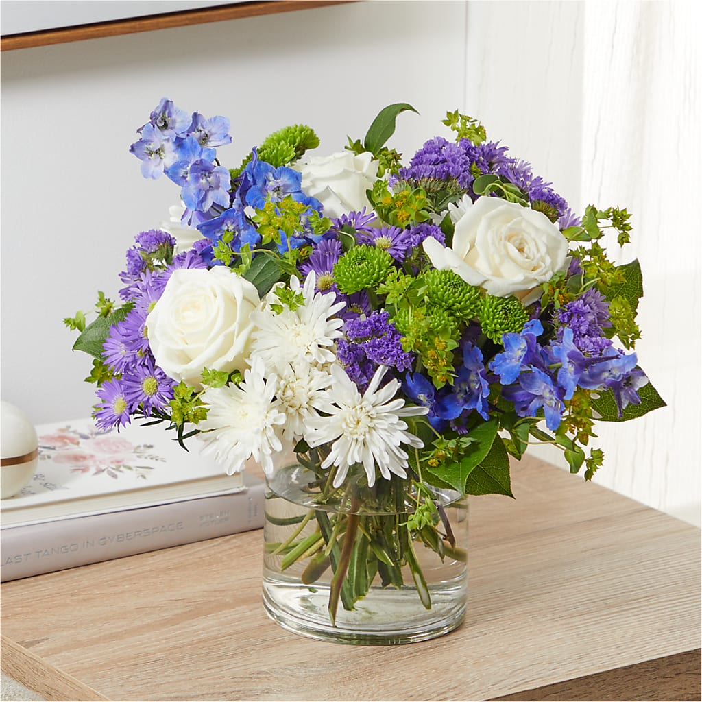 Genuine Gestures Bouquet –  Carisma Florists, Mississauga ON