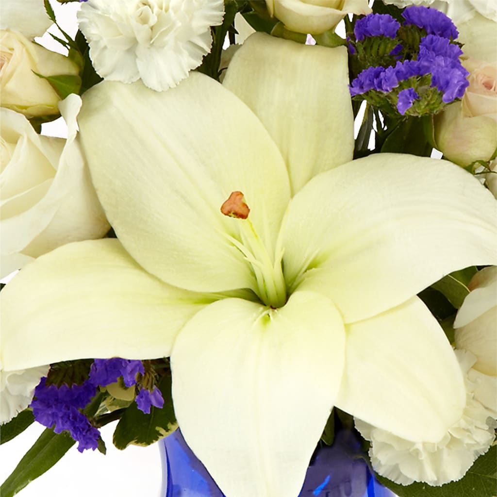 Sapphire Rush Bouquet –  Carisma Florists, Mississauga ON