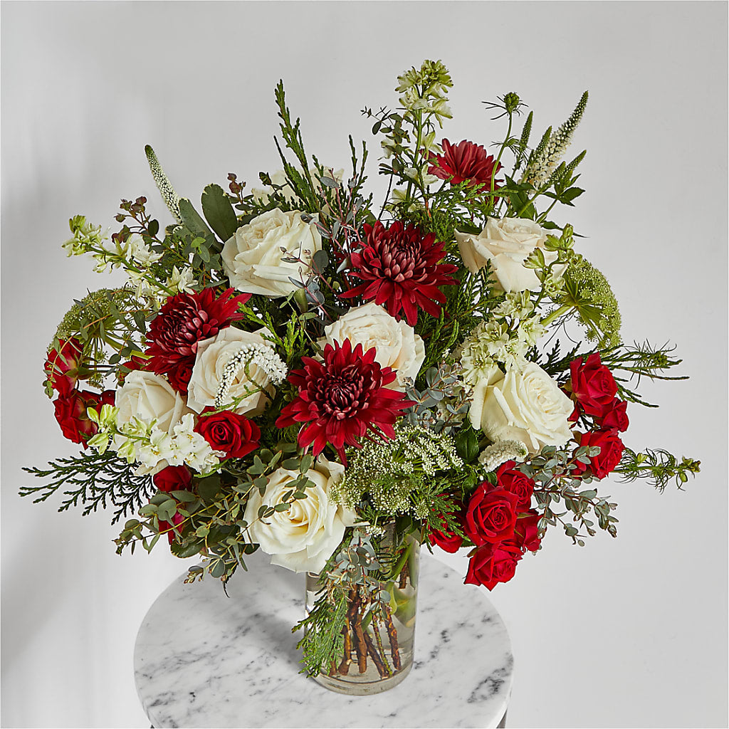 Favorite Traditions Bouquet –  Carisma Florists, Mississauga ON