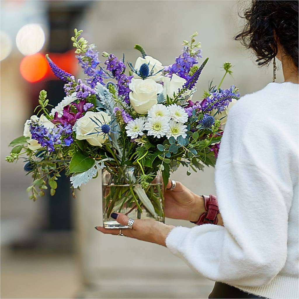 Shooting Star Bouquet –  Carisma Florists, Mississauga ON