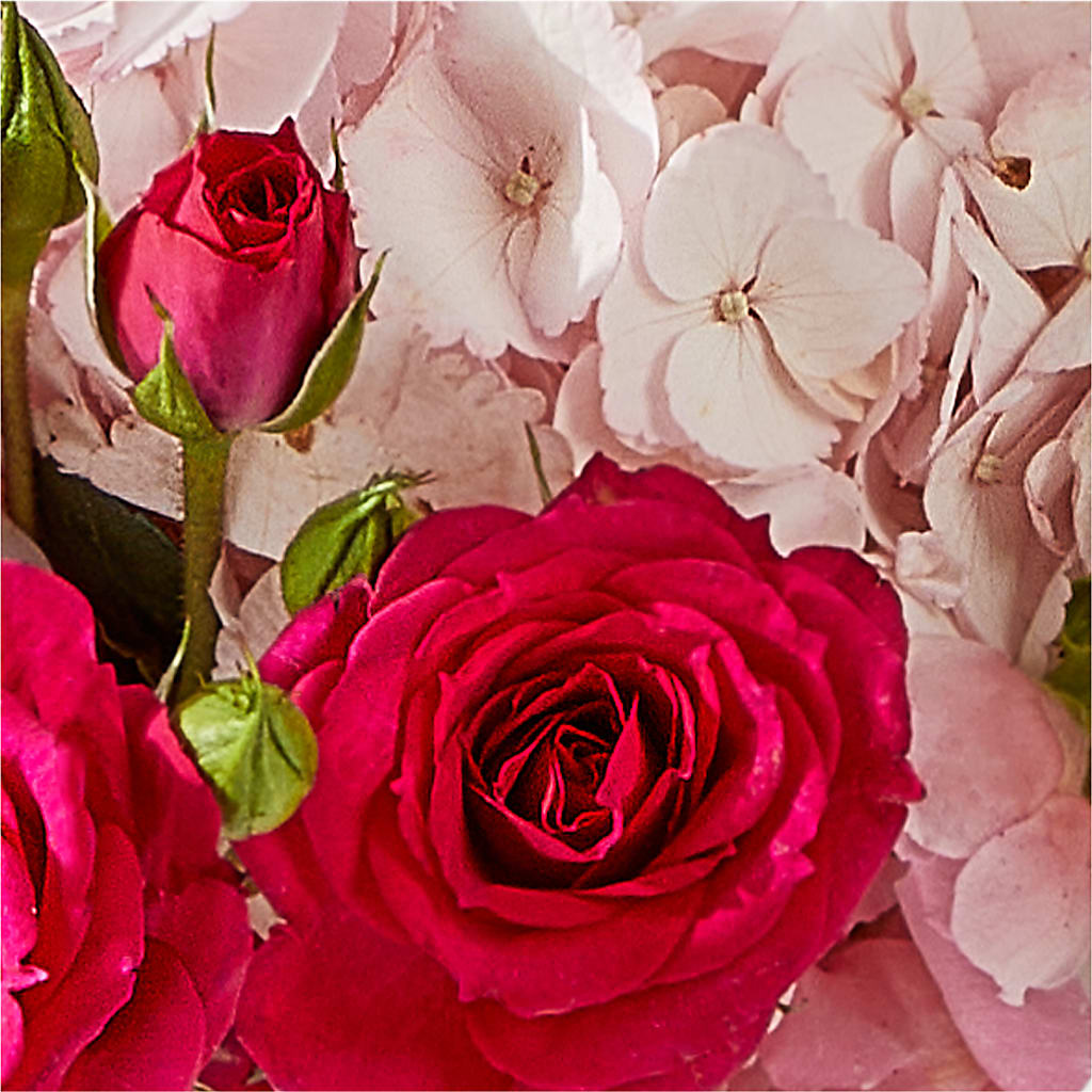 Glitz & Glam Bouquet –  Carisma Florists, Mississauga ON